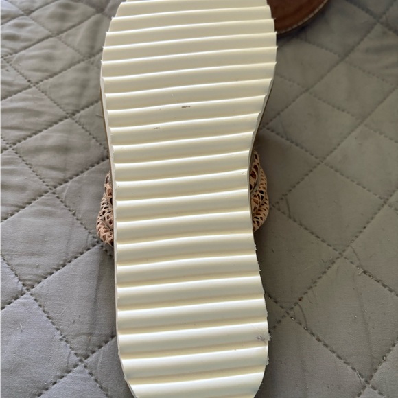 Tan Sandals with Braided Straps. - Picture 2 of 3